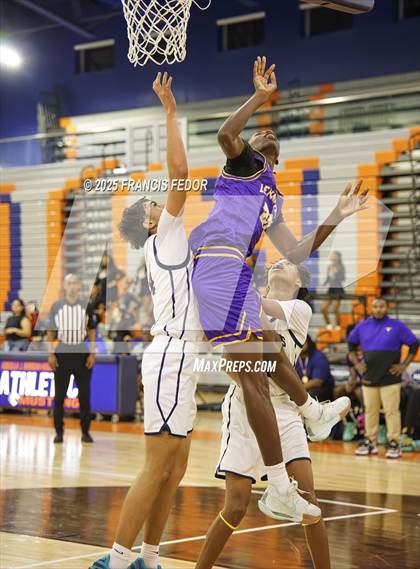 Thumbnail 3 in Lennard @ Morgan photogallery.