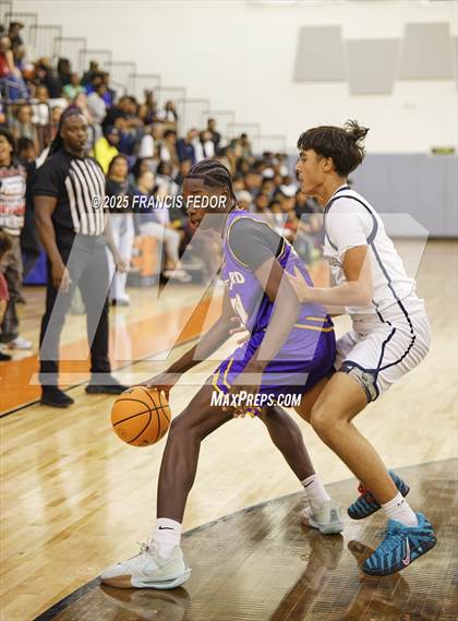 Thumbnail 1 in Lennard @ Morgan photogallery.