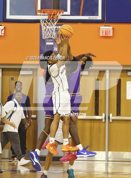 Thumbnail 1 in Lennard @ Morgan photogallery.