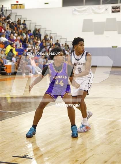 Thumbnail 2 in Lennard @ Morgan photogallery.