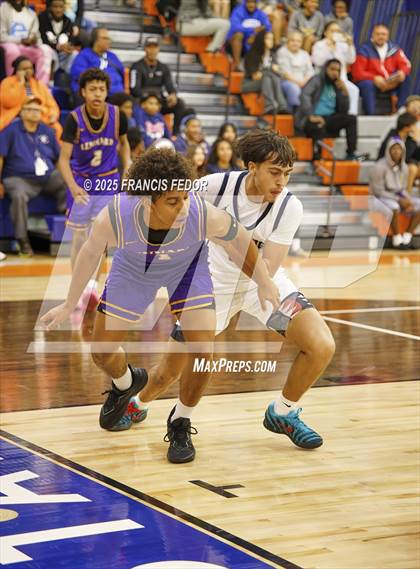 Thumbnail 2 in Lennard @ Morgan photogallery.