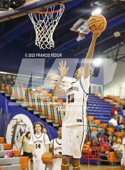 Thumbnail 3 in Lennard @ Morgan photogallery.