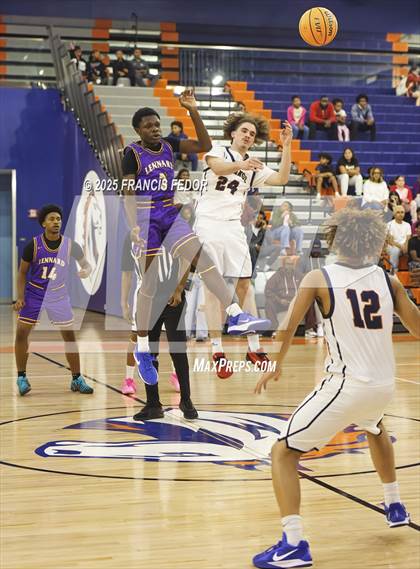 Thumbnail 2 in Lennard @ Morgan photogallery.