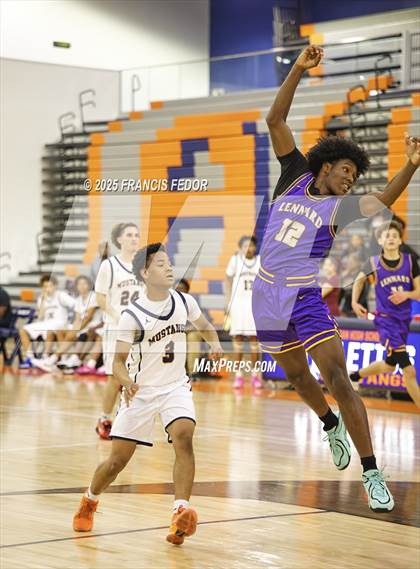 Thumbnail 1 in Lennard @ Morgan photogallery.