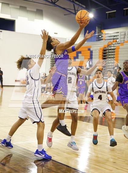 Thumbnail 2 in Lennard @ Morgan photogallery.