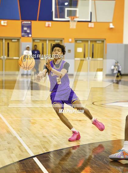 Thumbnail 2 in Lennard @ Morgan photogallery.