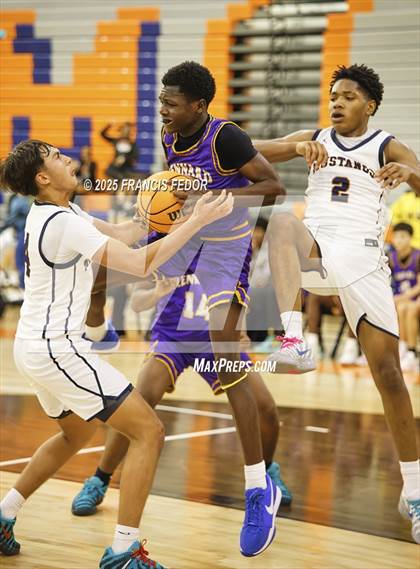 Thumbnail 1 in Lennard @ Morgan photogallery.