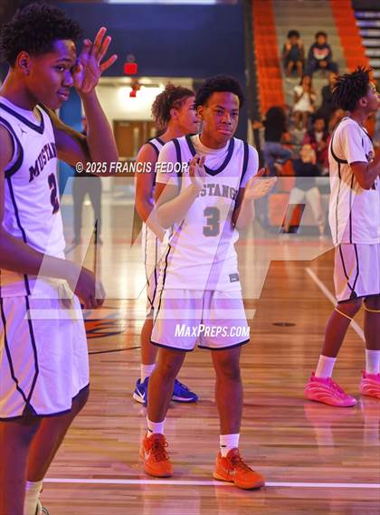 Thumbnail 2 in Lennard @ Morgan photogallery.