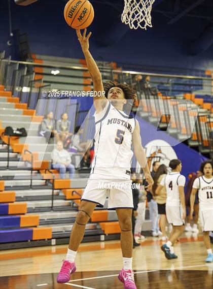 Thumbnail 1 in Lennard @ Morgan photogallery.