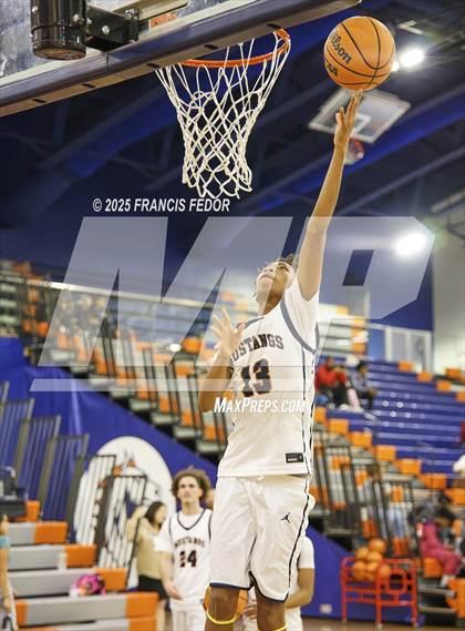 Thumbnail 1 in Lennard @ Morgan photogallery.