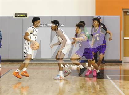 Thumbnail 3 in Lennard @ Morgan photogallery.