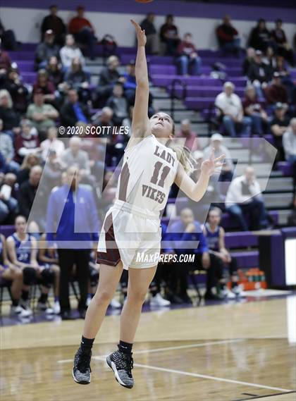 Thumbnail 3 in Chillicothe vs Vinton County (OHSAA D2 Sectional Playoff) photogallery.