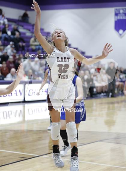 Thumbnail 2 in Chillicothe vs Vinton County (OHSAA D2 Sectional Playoff) photogallery.