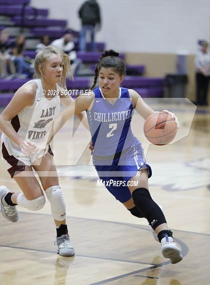 Thumbnail 1 in Chillicothe vs Vinton County (OHSAA D2 Sectional Playoff) photogallery.