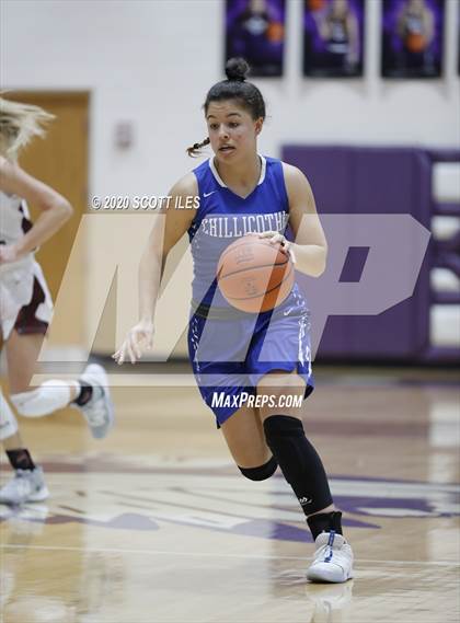 Thumbnail 1 in Chillicothe vs Vinton County (OHSAA D2 Sectional Playoff) photogallery.