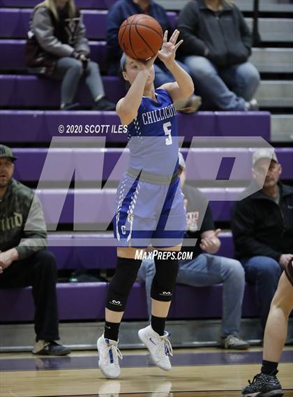 Thumbnail 2 in Chillicothe vs Vinton County (OHSAA D2 Sectional Playoff) photogallery.