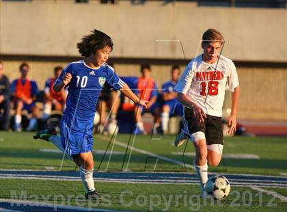 Thumbnail 2 in Eastlake vs. Vista (Coronado Islanders Tournament) photogallery.