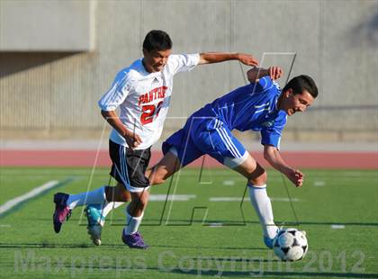 Thumbnail 3 in Eastlake vs. Vista (Coronado Islanders Tournament) photogallery.