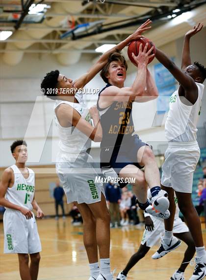Thumbnail 3 in Kearns vs. Summit Academy (Eagle Holiday Shootout) photogallery.