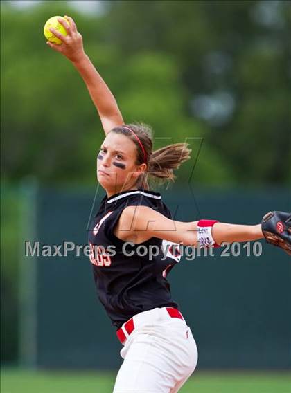 Thumbnail 3 in St. Paul vs Sacred Heart (TAPPS 1A/2A Final) photogallery.