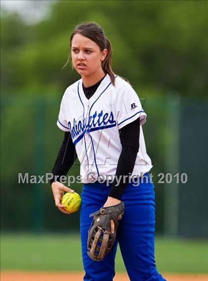 Thumbnail 3 in St. Paul vs Sacred Heart (TAPPS 1A/2A Final) photogallery.