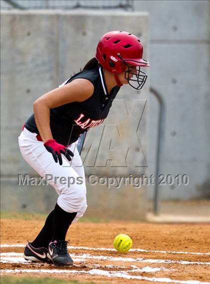 Thumbnail 1 in St. Paul vs Sacred Heart (TAPPS 1A/2A Final) photogallery.