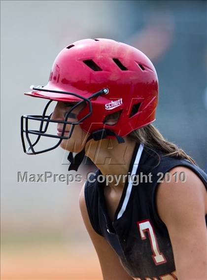 Thumbnail 1 in St. Paul vs Sacred Heart (TAPPS 1A/2A Final) photogallery.