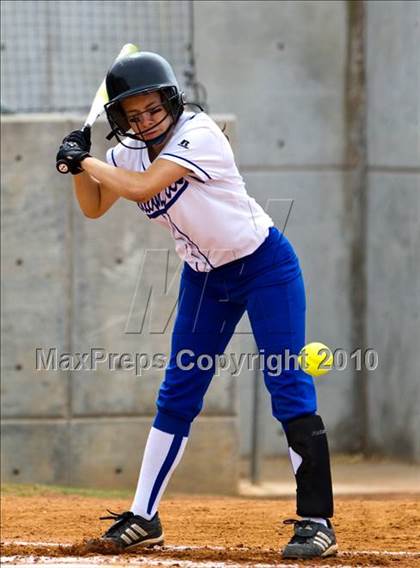 Thumbnail 3 in St. Paul vs Sacred Heart (TAPPS 1A/2A Final) photogallery.