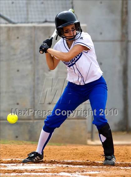 Thumbnail 2 in St. Paul vs Sacred Heart (TAPPS 1A/2A Final) photogallery.
