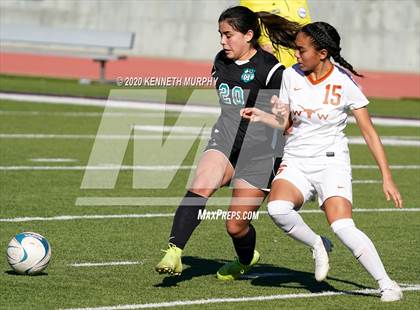 Thumbnail 3 in White vs. Molina photogallery.
