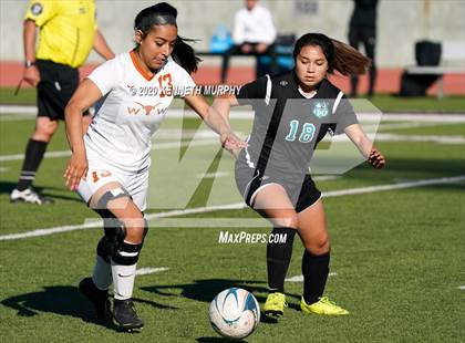 Thumbnail 2 in White vs. Molina photogallery.