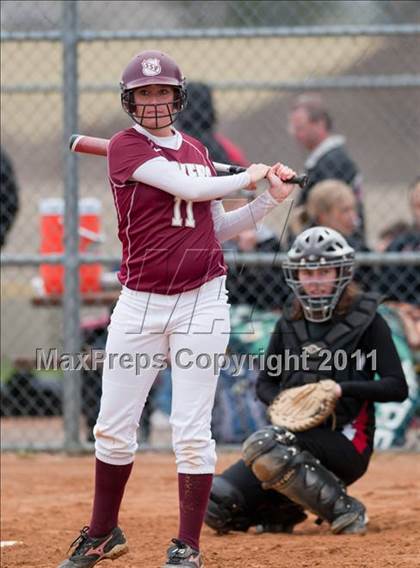 Thumbnail 1 in South St. Paul vs. LaCrosse Central (NSP Polar Classic) photogallery.