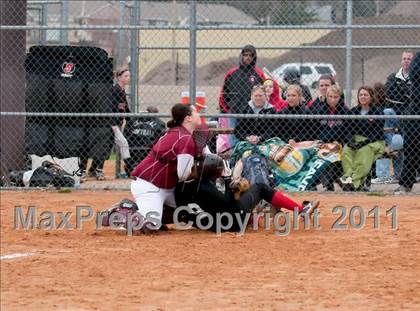 Thumbnail 1 in South St. Paul vs. LaCrosse Central (NSP Polar Classic) photogallery.