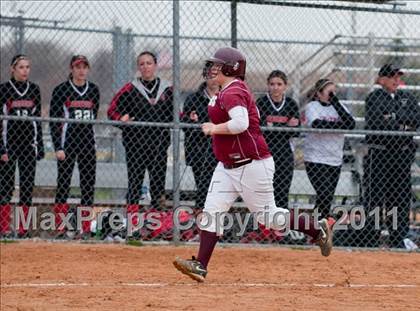 Thumbnail 2 in South St. Paul vs. LaCrosse Central (NSP Polar Classic) photogallery.