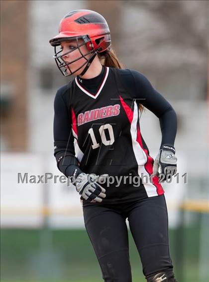 Thumbnail 1 in South St. Paul vs. LaCrosse Central (NSP Polar Classic) photogallery.