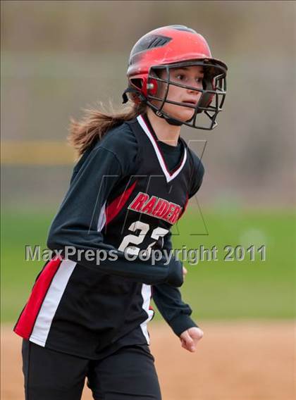 Thumbnail 1 in South St. Paul vs. LaCrosse Central (NSP Polar Classic) photogallery.