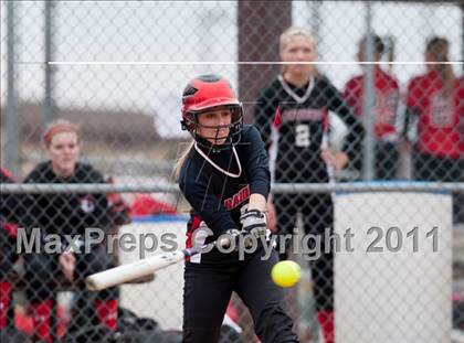 Thumbnail 3 in South St. Paul vs. LaCrosse Central (NSP Polar Classic) photogallery.