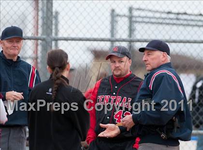 Thumbnail 1 in South St. Paul vs. LaCrosse Central (NSP Polar Classic) photogallery.