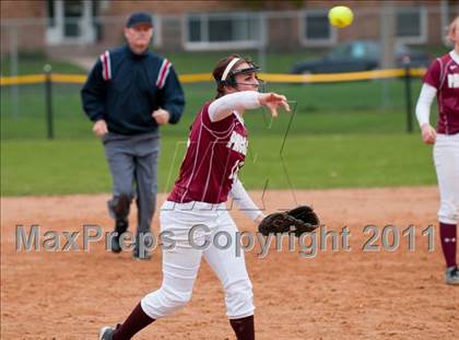 Thumbnail 3 in South St. Paul vs. LaCrosse Central (NSP Polar Classic) photogallery.