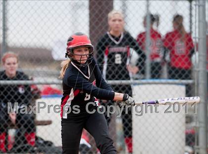 Thumbnail 1 in South St. Paul vs. LaCrosse Central (NSP Polar Classic) photogallery.