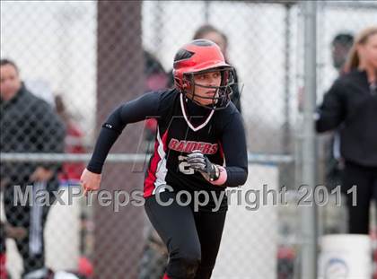 Thumbnail 3 in South St. Paul vs. LaCrosse Central (NSP Polar Classic) photogallery.