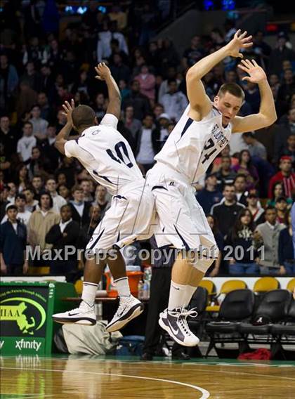 Thumbnail 3 in St. John's Prep vs. Lawrence (MIAA Division 1 North Final) photogallery.