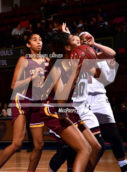 Thumbnail 3 in Ossining vs. Christ the King (Crusader Classic) photogallery.