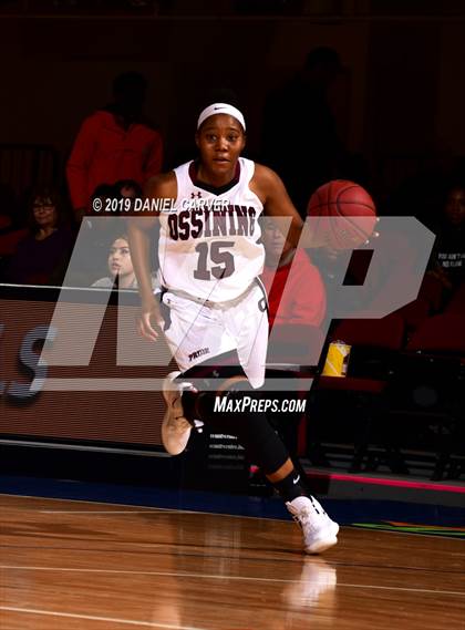 Thumbnail 3 in Ossining vs. Christ the King (Crusader Classic) photogallery.