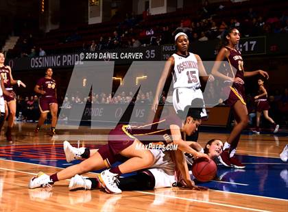 Thumbnail 3 in Ossining vs. Christ the King (Crusader Classic) photogallery.