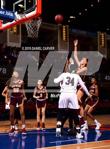 Thumbnail 1 in Ossining vs. Christ the King (Crusader Classic) photogallery.