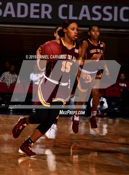 Thumbnail 3 in Ossining vs. Christ the King (Crusader Classic) photogallery.