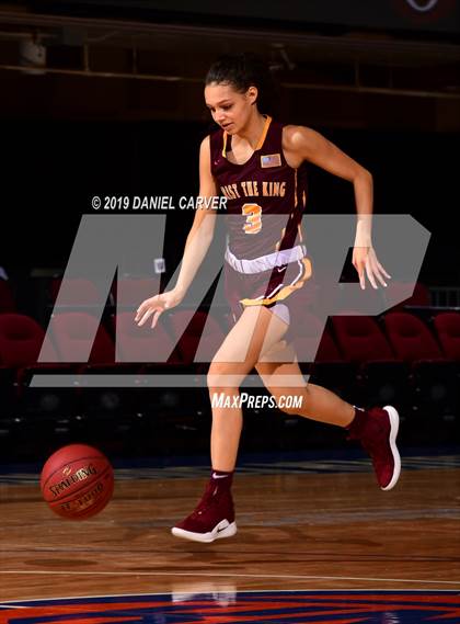Thumbnail 3 in Ossining vs. Christ the King (Crusader Classic) photogallery.