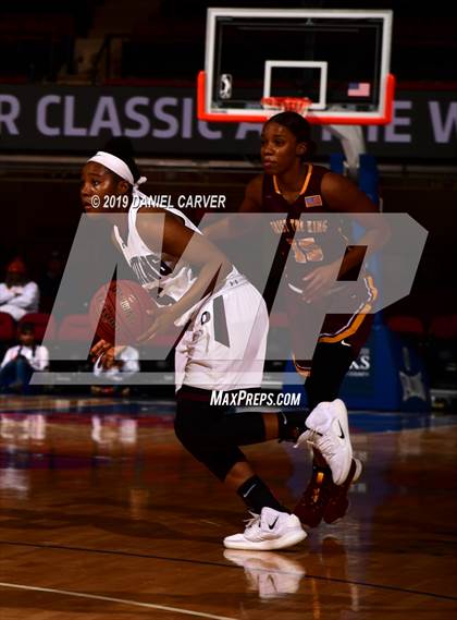 Thumbnail 3 in Ossining vs. Christ the King (Crusader Classic) photogallery.