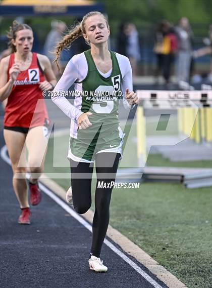 Thumbnail 3 in IHSAA Delta Sectionals (800 Meter)  photogallery.